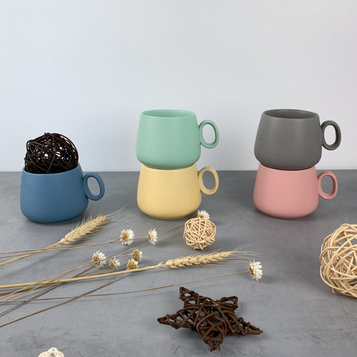 Taza De Café De Gres Hecha A Mano Con Diseño De Mango