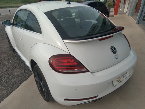 Imagen 7 de 11 de Volkswagen New Beetle Tsi 1.4 Dsg