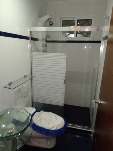 Imagen 25 de 30 de Casa En Venta. Urb. Andrés Bello. Maracay