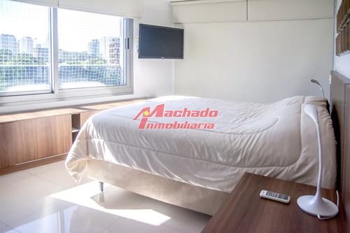 Apartamento En Venta En Torre Esmeralda De 3 Dormitorios , En Punta Del Este