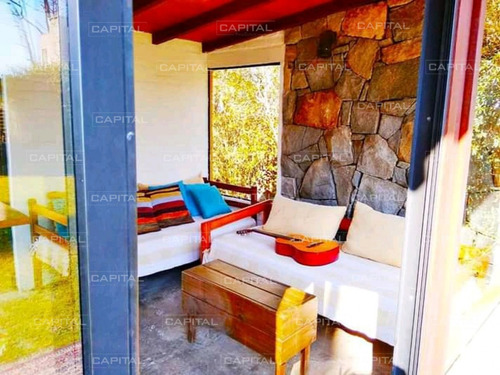 Casa En Venta De Cuatro Dormitorios, Parrilla Y Piscina En Montoya- Ref: 29850