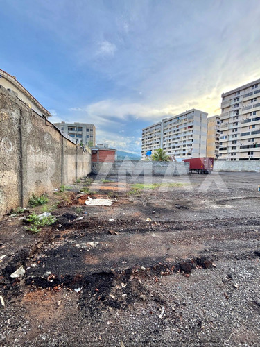 Se Vende Terreno En Playa Grande.