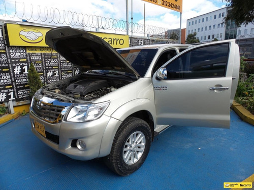 Imagen 12 de 25 de Toyota Hilux
