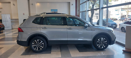 Volkswagen Tiguan Allspace 2.0 Tsi Life 4Motion Dsg