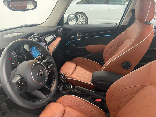 Imagen 15 de 15 de Mini Cooper 2022 Classic 5 Puertas At