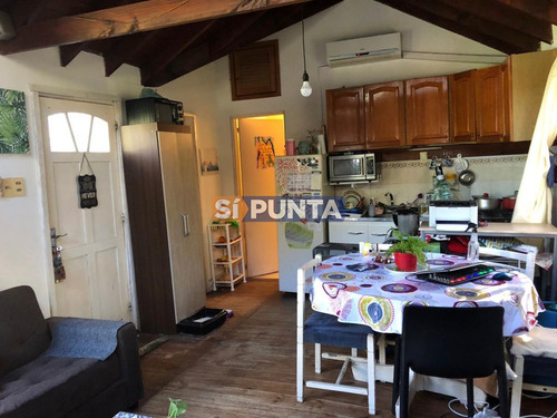 Imagen 23 de 25 de Casa En Jardines De Cordoba - Punta Del Este