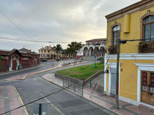 Casa Uso Comercial Frente A Liceo De Niñas, Centro La Serena