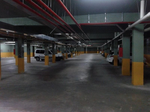 Imagen 5 de 8 de Cochera En Lomas De Zamora