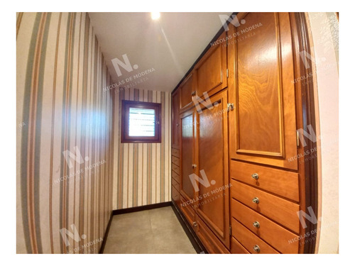 Imagen 11 de 30 de Vende Y Alquila Gran Casa De 5 Dormitorios En Playa Mansa, Punta Del Este