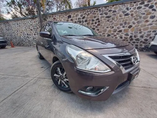 Nissan Versa 1.6 Advance Mt