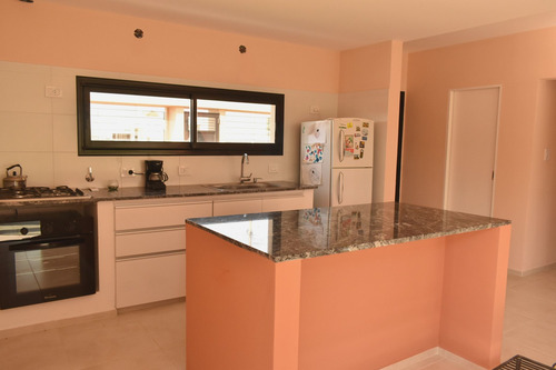 Imagen 10 de 17 de Casa En Venta De 2 Dormitorios Altos Romero