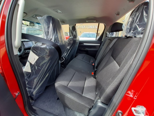 Toyota Hilux 2.8 Cd Srv 4x2 M/t 2020