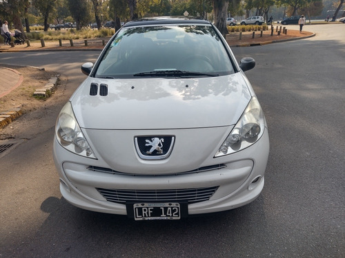 Imagen 5 de 14 de Peugeot 207 2012 1.6 Xt