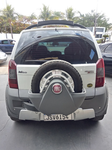 Imagem 5 de 15 de Fiat Idea 1.8 16v 4p Adventure Flex