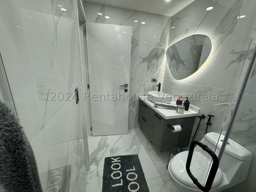 Apartamento En Venta El Rosal Jose Carrillo Bm Mls #25-5162