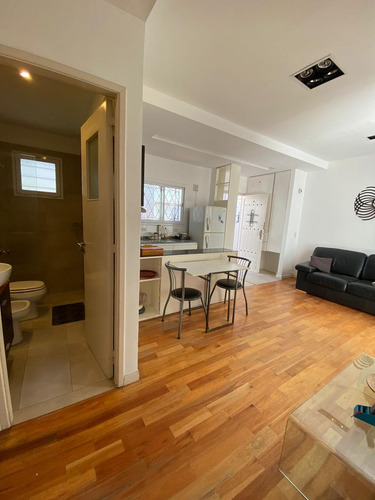 Venta Ph Tipo Casa 2 Ambientes 1 Dormitorio Refaccionado Patio Terraza Parrilla Lavadero - Vicente Lopez Bajo Zona Rio Aristobulo Del Valle 1265
