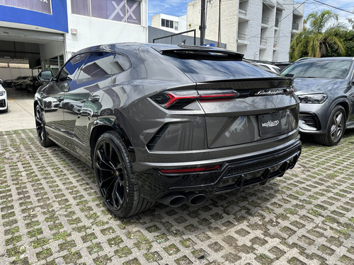 Lamborghini Urus 4.0 V8