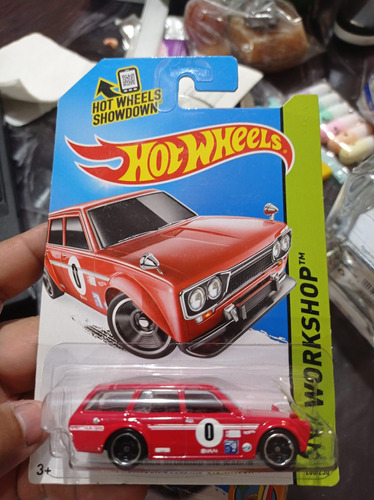 Hot Wheels 2014 71 Datsun Bluebird 510 Wagon Rojo  1