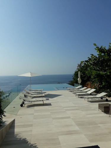 Espectacular Departamento En Los Riscos Acapulco