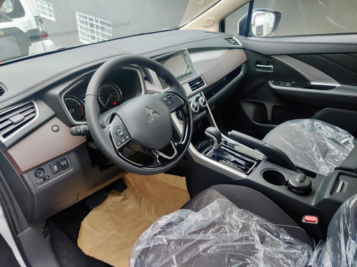 Imagen 5 de 8 de Mitsubishi Xpander Cross Suv