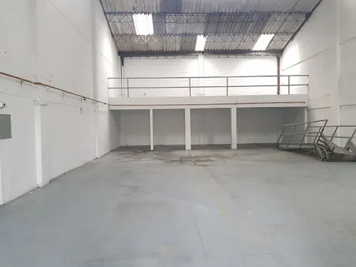 Bodegas En Arriendo La Mayorista 743-7675