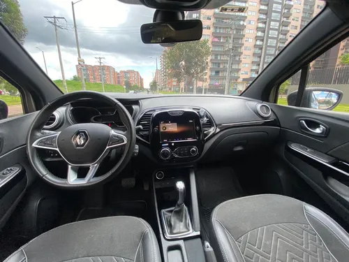 Renault Captur 1.3T Intens Cvt