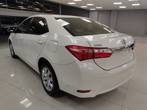 Imagen 5 de 15 de Toyota Corolla Xli 1.8 At 2017