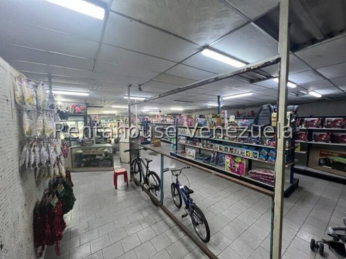 Se Alquila Local En Los Chaguaramos