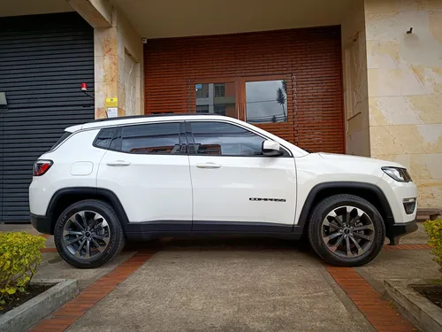 Jeep Compass 2.4 4X2 Longitude At