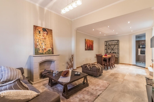 Venta De Casa 4 Ambientes En Mataderos | Apto Crédito