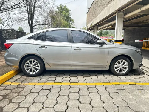 MG 5 1.5 Excite Cvt