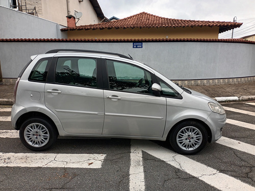 Fiat Idea 1.6 16v Essence Flex 5p