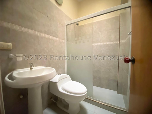 Imagen 30 de 30 de Hermosa Casa Ubicada En La Piedad Norte De Cabudare En Urbanismo Privado Las 24 Horas, En Venta. (código # 23-25277) /0-4-2-4- 5.5.6. 5.7. 5.9 _