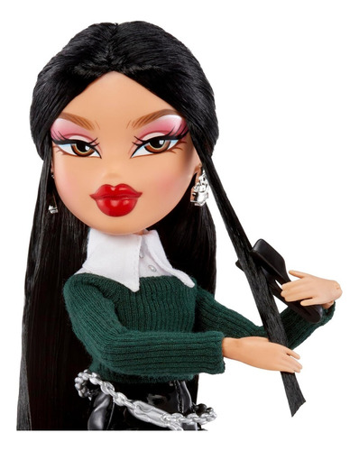 Muñeca Alwayz Bratz Jade Fashion Con 10 Accesorios Y Poster