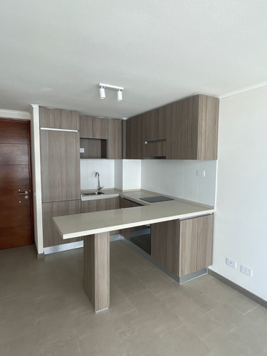 Arriendo 1d Semi Amoblado Laguna Centro, Metro C. Valdovinos