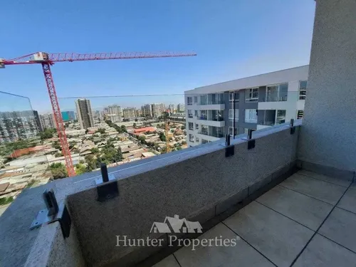 Departamento En Venta De 2d-1b Y Piscina. En La Cisterna