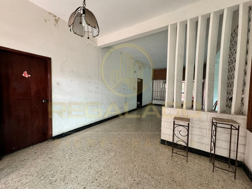Escv-1614 Zona Centro Casa Comercial Sector Socorro Avenida 16