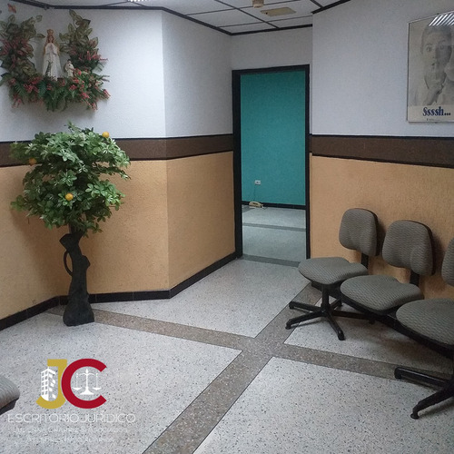 Imagen 7 de 15 de Oficinas En Alquiler Edificio Ceomed - Anaco
