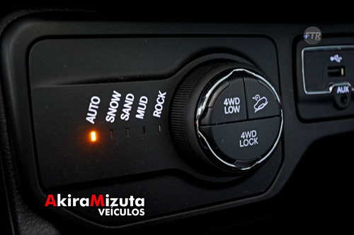 Imagem 4 de 14 de Jeep Renegade 2.0 16v Turbo Diesel Trailhawk 4p 4x4