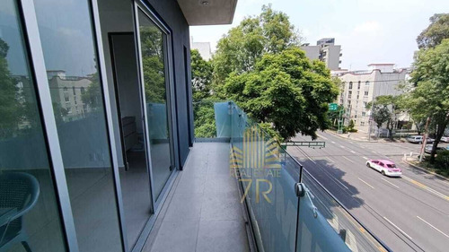 Departamento En Venta Con Balcón, En Portales