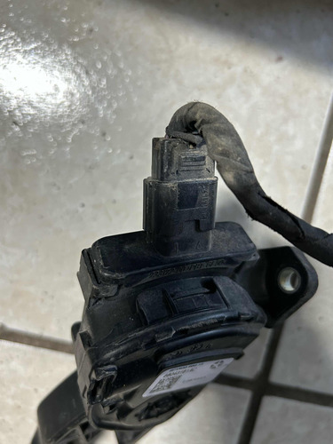 Pedal Acelerador Ram 1500-3500 09-22 68043161ac Ml1114 (Usado)