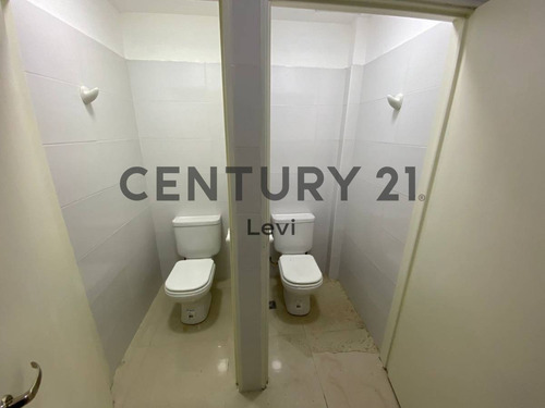 Imagen 5 de 11 de Alquiler Local Comercial 8 Mts Frente - $390.000 Paquete Retiro Plaza San Martin