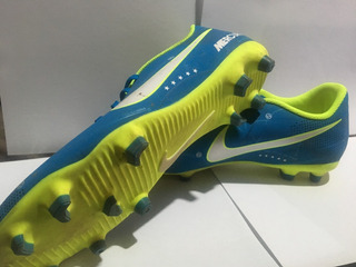 botines de neymar mundial 2018