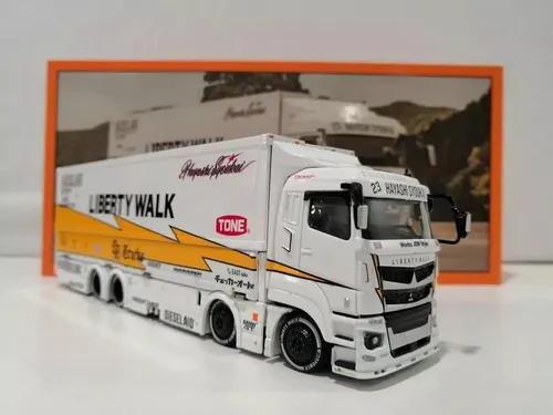 Miniatura 1/64 Gcd Mitsubishi Fuso Super Great Liberty Walk