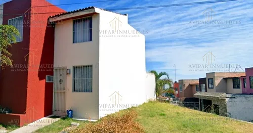 Venta De Casa En Loma De Málaga, Jalisco Jrg-053