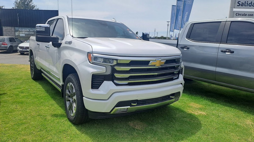 Chevrolet Silverado 5.3 V8 High Country
