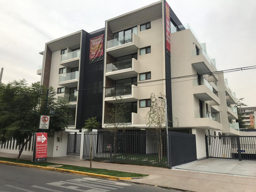 Arriendo Departamento 2d+2b+e Con Patio, Plaza Ñuñoa.