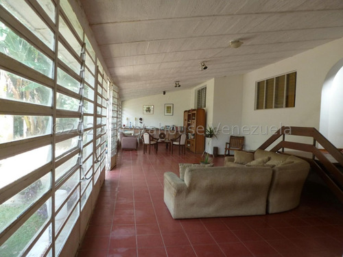 Imagen 19 de 30 de Lmgc Vende Espectacular Casa En Los Palos Grandes Cod: 23-4259