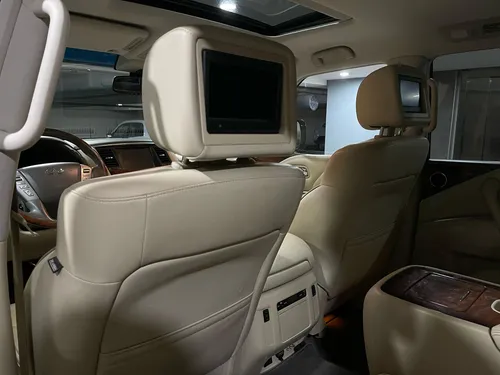 Infiniti QX80 5.6 7 Pasajeros At