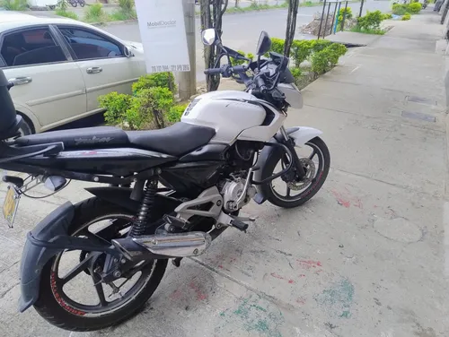 Pulsar 135